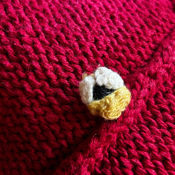 Eagle’s Eye Vintage Red Knitted Floral Bumblebee Cottagecore Vest, Sleeveless - Picture 14 of 14